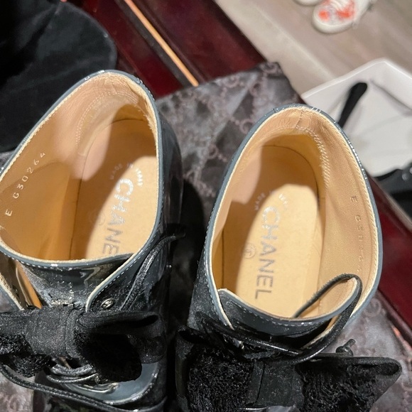 Chanel booties - Picture 2 of 6